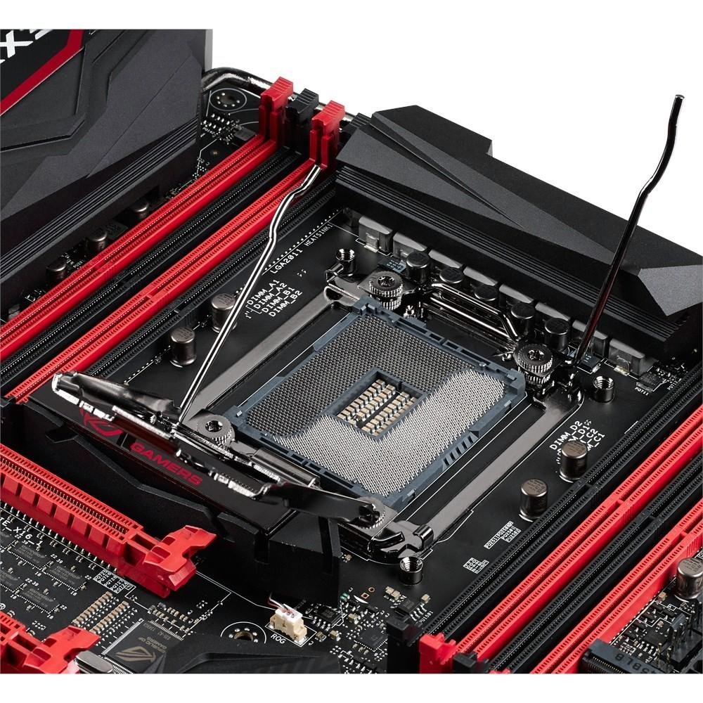 Placa-Mãe ASUS p/ Intel LGA 2011 eATX RAMPAGE V EXTREME 8xDDR4, Wi-Fi AC, M.2 x4, SATA Express, SupremeFX, SATA Express, SLI/CFX Placa-Mãe ASUS p/ Intel LGA 2011 eATX RAMPAGE V EXTREME 8xDDR4, Wi-Fi AC, M.2 x4, SATA Express, SupremeFX, SATA Express, SLI/CFX