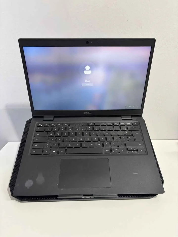 Usado - Notebook Dell Latitude 3420 | i3 11ª Geração | 8GB | SSD 256gb | Tela 14 - view 3